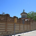 Els Pavellons Güell i el drac Lladó a Barcelona obra Gaudí